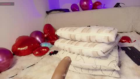 Setsuna  online show from February 14, 4:10 pm