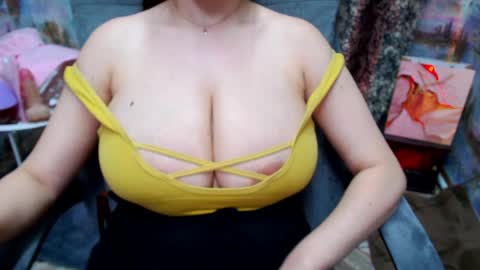 seu_cute online show from April 18, 7:58 pm