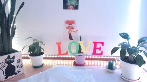 Snapshot of seuctive_woman57 chatting on October 10, 7:58 am samy online show from October 10, 7:58 am
