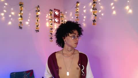 Alexis online show from March 8, 12:09 pm