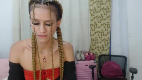 Karol y antony online show from February 17, 10:38 pm