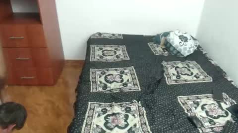 KIKI AND HER BOYFRIEND  online show from May 27, 1:57 am