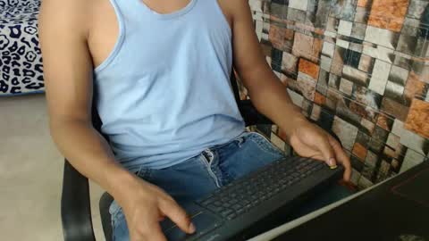 arnold online show from October 30, 9:48 pm