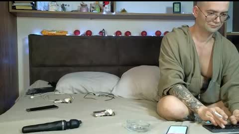 JackAdelaide online show from April 9, 12:03 am