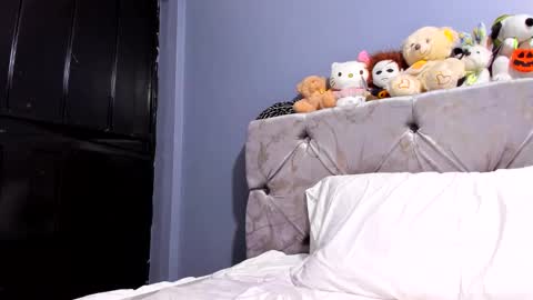 Snapshot of sexefantasia chatting on January 18, 2:36 am HEY GUYS KEVIAM I    MY NEW  TWITTER IS anitalautter26 imstagran  anitalautter26 officialOFanitalautter online show from January 18, 2:36 am