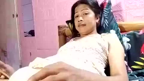 Snapshot of sexgoddesses4u chatting on January 10, 4:41 pm Ems online show from January 10, 4:41 pm
