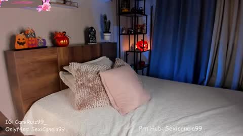 ... Camila ... online show from October 23, 1:12 pm