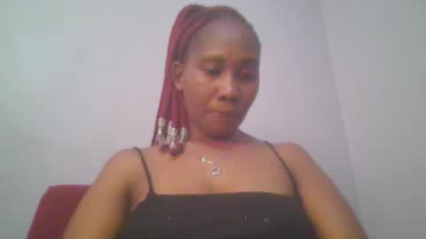 Snapshot of sexie_curvie chatting on March 5, 11:28 am Maggie online show from March 5, 11:28 am