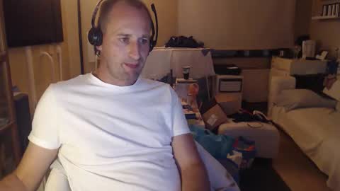 Snapshot of sexlobo1 chatting on October 2, 6:28 pm Sexlobo online show from October 2, 6:28 pm