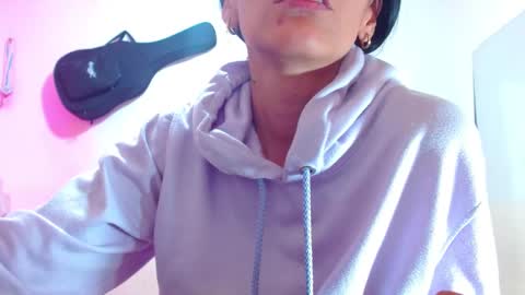 sexmilkdirty online show from January 17, 3:12 am