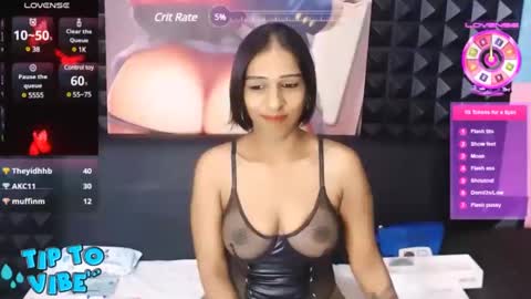 Snapshot of sexualindianx chatting on February 22, 2:28 am claudelle online show from February 22, 2:28 am
