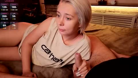 Snapshot of sexvibecouple chatting on October 6, 5:20 pm sexvibecouple online show from October 6, 5:20 pm