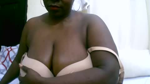 sexxi_ebony online show from September 23, 8:48 pm