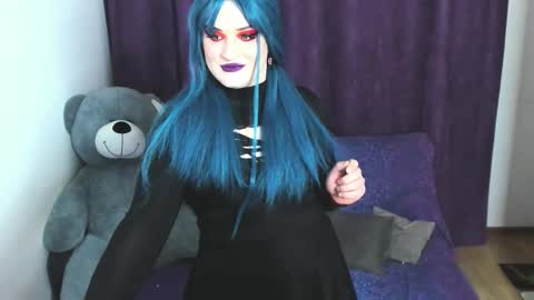 Snapshot of sexxx_queen chatting on October 17, 6:17 am sexxx_queen online show from October 17, 6:17 am