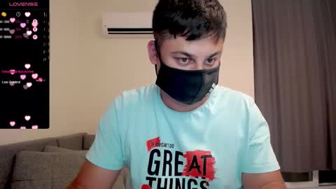 Snapshot of sexxxdickbig chatting on September 28, 3:54 pm Tommy online show from September 28, 3:54 pm