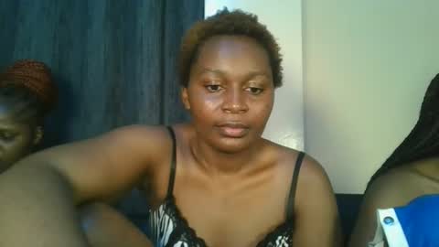 sexxy_amira online show from November 9, 6:43 pm