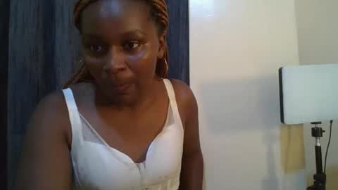 sexxy_amira online show from October 24, 6:19 pm