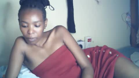 sexxy_curvy23 online show from May 5, 5:25 am