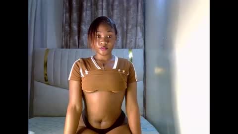 sexxy lily22 online show from April 5, 11:02 pm