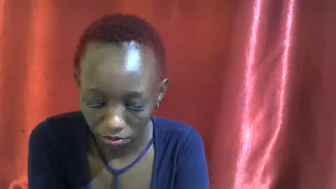 Snapshot of sexxy_veee chatting on September 12, 11:01 am sexxy_veee online show from September 12, 11:01 am