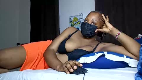 sexxybooty254 online show from March 11, 5:32 am