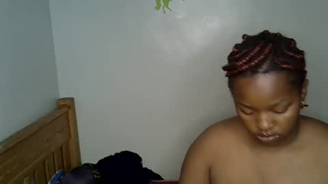 Snapshot of sexxyneil_ chatting on October 17, 8:35 pm sexxyneil_ online show from October 17, 8:35 pm