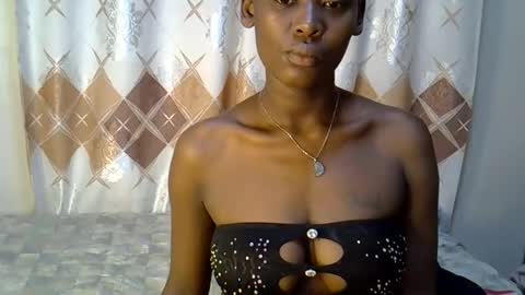 sexxyvee224 online show from November 14, 9:33 am