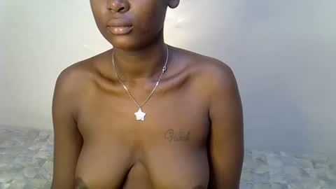 sexxyvee224 online show from November 21, 11:19 am