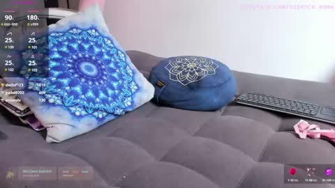 Snapshot of sexy__emma chatting on January 7, 9:03 pm sexy__emma online show from January 7, 9:03 pm