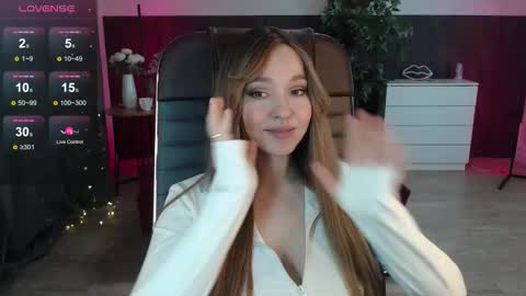 Alexia online show from November 9, 6:32 pm