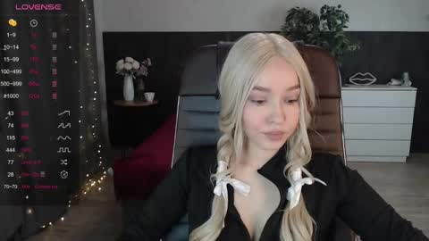 Alexia online show from September 25, 12:01 pm