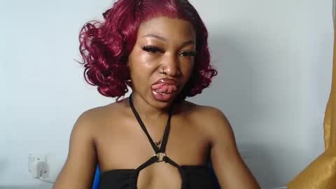 sexy_bluey247 online show from May 26, 3:56 am