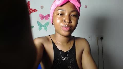 sexy_bluey247 online show from December 3, 6:30 pm