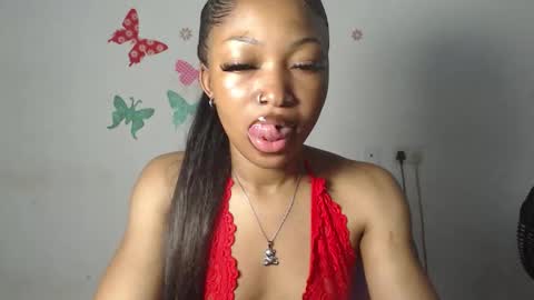 sexy_bluey247 online show from January 19, 4:55 am