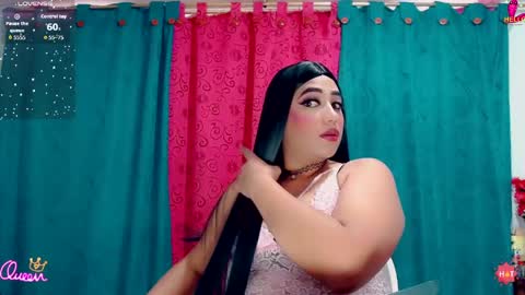 sexy_brunette2590 online show from April 20, 10:24 pm