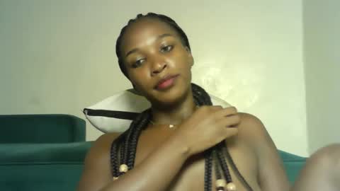 sexy_chocoy05 online show from April 20, 9:07 pm