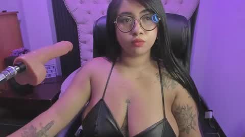  C R I S T A L  online show from July 18, 9:17 pm