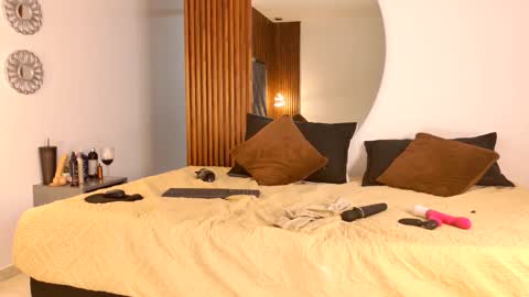 Dafne online show from December 19, 5:36 am