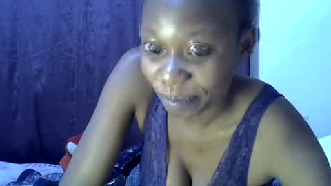 kayla online show from June 16, 7:18 pm