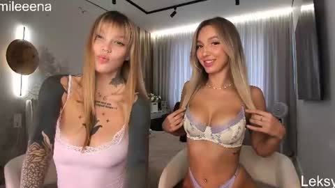 sexy_leksy online show from July 8, 3:59 pm