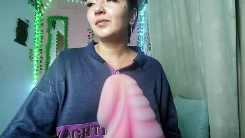 sexy lolas online show from February 24, 7:22 am