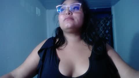 SIRENA LOVE online show from April 27, 5:38 am