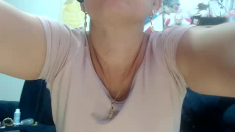 Snapshot of sexy_mary_69 chatting on September 11, 3:30 am Mary online show from September 11, 3:30 am