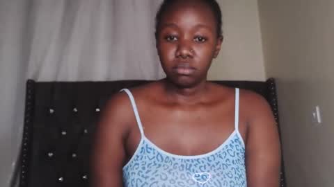 sexy_melanin11 online show from September 23, 3:55 am