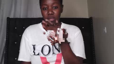 sexy_melanin11 online show from September 29, 3:16 am