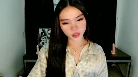 mika online show from February 26, 11:11 am