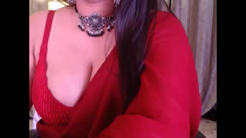 myra online show from April 11, 5:01 am