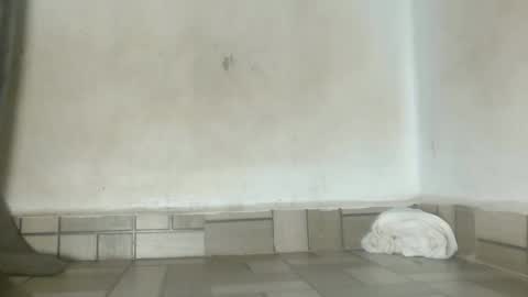 sexy_petitqueen online show from April 6, 4:46 am