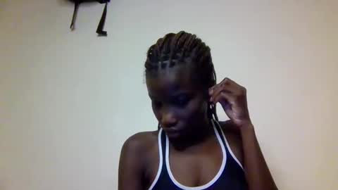 Snapshot of sexy_petittie chatting on September 25, 3:02 am sexy_petittie online show from September 25, 3:02 am