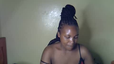 Snapshot of sexy_sazii chatting on October 9, 1:22 am sexy_sazii online show from October 9, 1:22 am